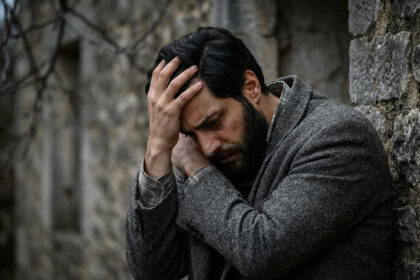 Άγιος έρωτας spoiler: Ο Γεράσιμος επιστρέφει από τους νεκρούς και διαλύει τον γάμο της Δώρας!