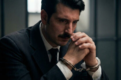 Grand Hotel επεισόδια: Φόνος, Φυγή και η Σύλληψη του Ρήγα