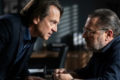 Να μ’ αγαπάς Θεόφιλος: Το στημένο διαζύγιο & το τροχαίο