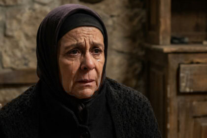 Η Γη της Ελιάς αύριο 19/3: Η καταδίκη της Χρυσούλας και το φιλί του αποχαιρετισμού!