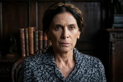 Ηλέκτρα αύριο 1/4: Οι βαριές υπογραφές, το σκοτεινό ενέχυρο και το μυστικό της Δόμνας