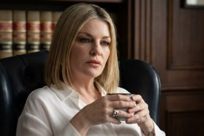 Να μ’ αγαπάς: Η Σοφία "καθαρίζει" τη Βέρα και ο Θεόφιλος λυγίζει από τον εκβιασμό!