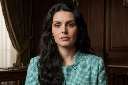 Το σπίτι δίπλα στο ποτάμι επεισόδια: Ο πόλεμος των Ιασωνίδων, η ξαφνική φυγή και η προδοσία!