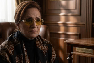 Μια νύχτα μόνο Spoiler: ΒΟΜΒΑ Υιοθεσίας! Η Μαργαρίτα τις καίει!