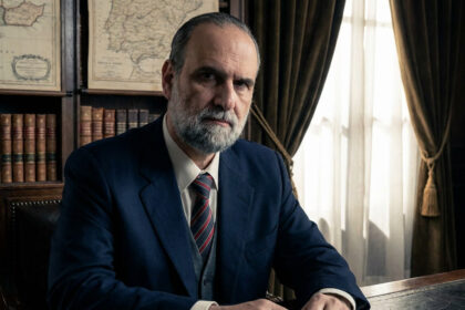 Άγιος έρωτας αύριο 21/5: Ο Παύλος καταγγέλλει τον Νικόλαο για απαγωγή, η Σοφία καταρρέει στην ύπνωση και ο Πέτρος ζητάει εξηγήσεις!