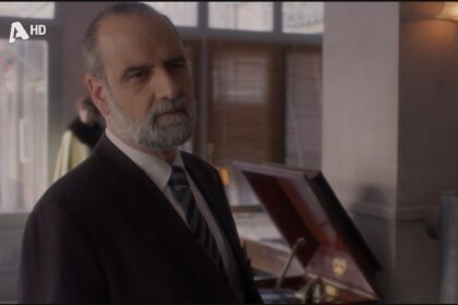 Άγιος Έρωτας: Ο Παύλος πνίγει τη μάνα του – Η φρικτή δολοφονία της Κικής και το μοιραίο λάθος που τον οδηγεί στην αγχόνη!